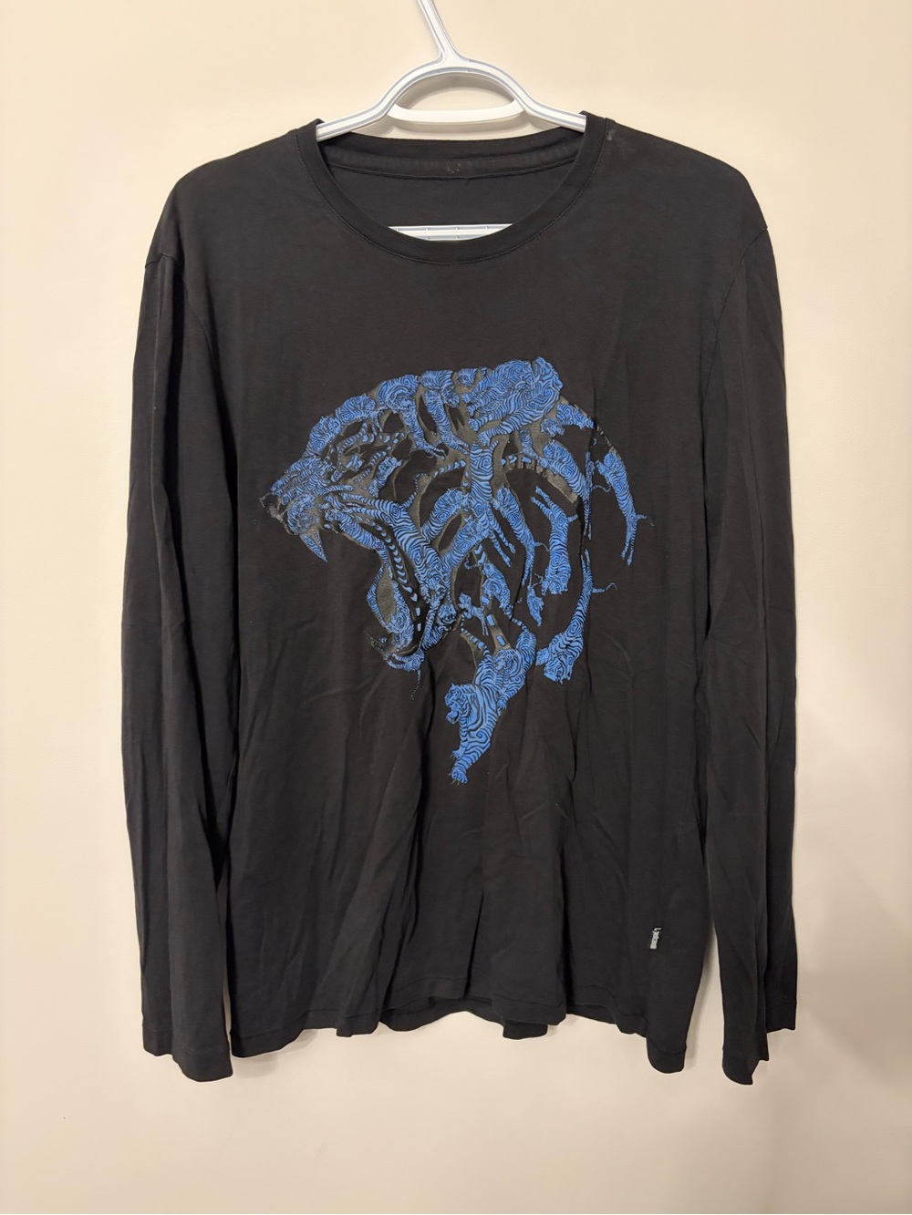 Just cavalli Men's Black Long-Sleeve Graphic Shirt with Blue Panther Design